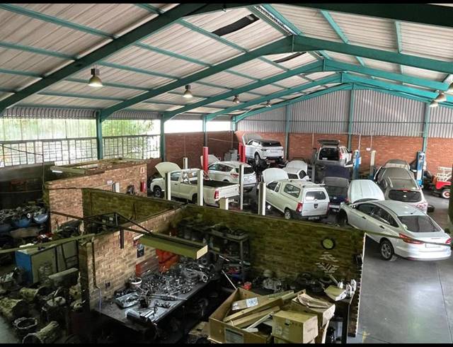 INDUSTRIAL PROPERTY TO RENT IN HENNOPSPARK